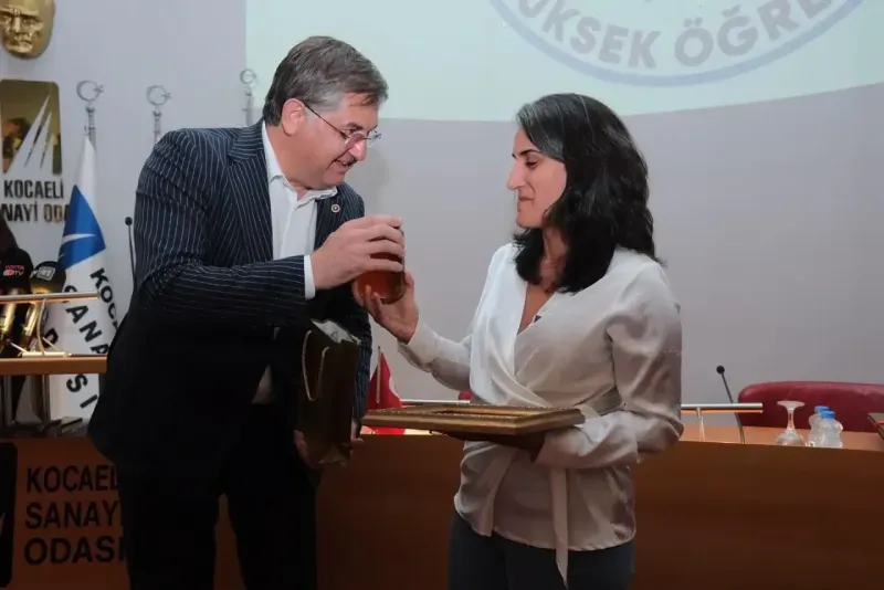Yıldızlı’dan Dağdeviren’e Artvin göndermeli hediye!