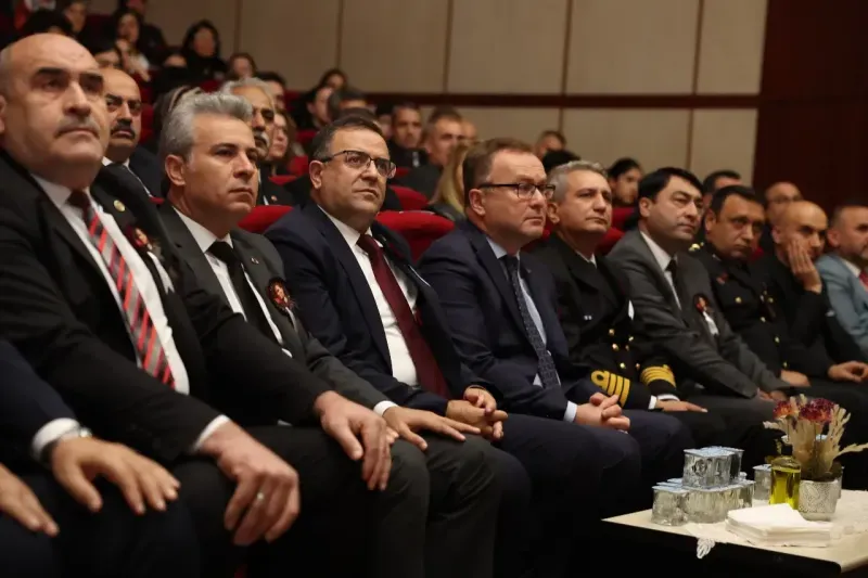 Büyük Önder Atatürk, Derince'de minnet ve saygıyla anıldı