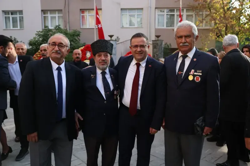 Büyük Önder Atatürk, Derince'de minnet ve saygıyla anıldı