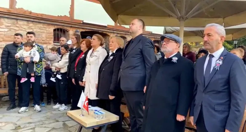 CHP, 10 Kasım'da İzmit'te 3'e bölündü!