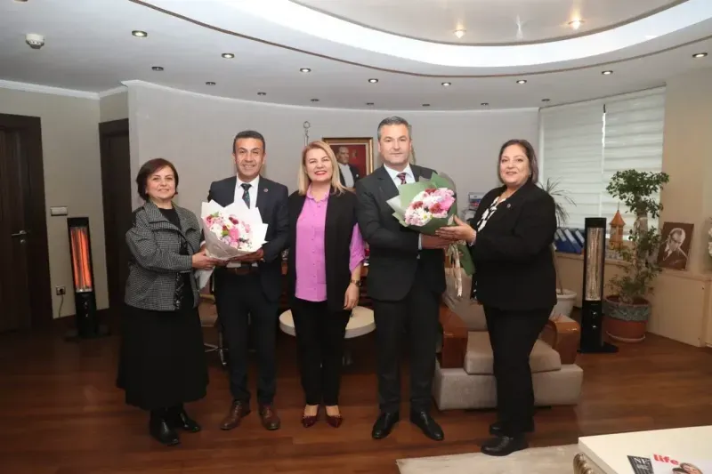 İşte İzmit Belediyesi’nin yeni başkan yardımcıları