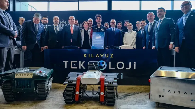 Bakan Kacır: Kocaeli’nin teknoloji takımlarına daha fazla destek verilecek