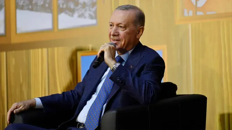 Erdoğan, ziyafet çektiği emeklilere onları enflasyona ezdirmediğini anlattı!
