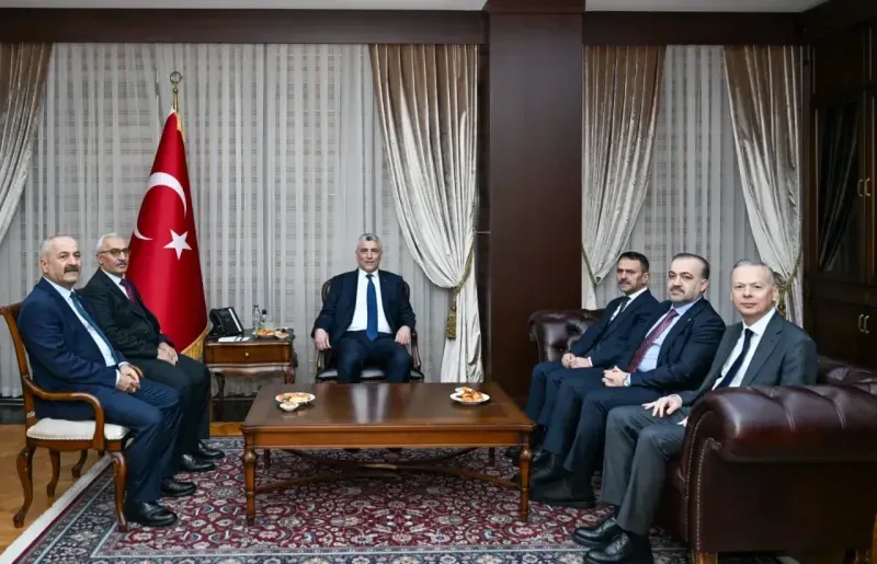 Ticaret Bakanı Bolat, Vali Aktaş’ı Gebze’de ziyaret etti