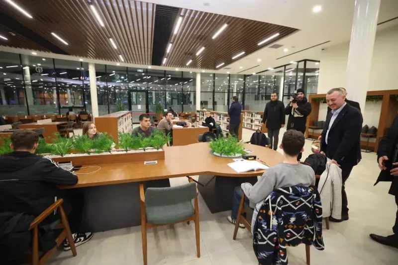 Büyükakın’dan gençlere yılbaşı sürprizi
