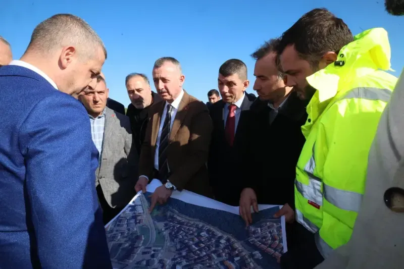 Başkan Büyükakın, yol çalışmalarını inceledi