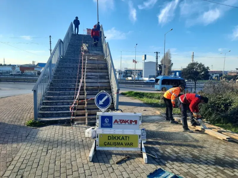 Gebze’deki üst geçit yenilendi