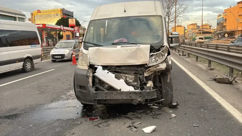Kocaeli'de zincirleme trafik kazası! Yaralılar var
