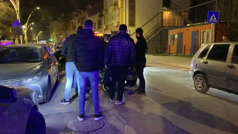 İzmit'te motosikletler çarpıştı!