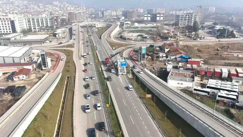 İzmit Solaklar Kavşağı rahatlıyor!