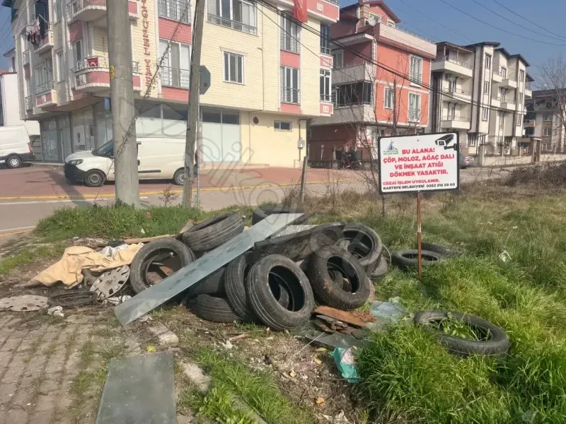 Kocaeli'de bu atıkların atıldığı yerde bakın ne yazıyor? Takmadılar!