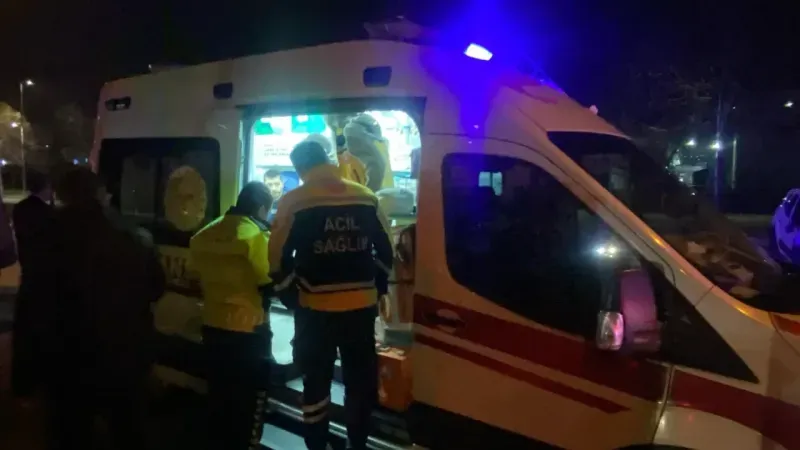 Kocaeli'de otomobil takla attı