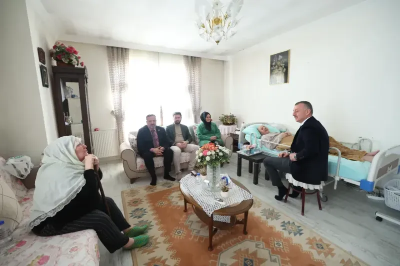 Büyükakın: “İyilikle büyüyen bir şehir için gönüllere dokunmaya devam edeceğiz”