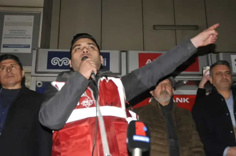 CHP Özaltan, “Darbeye geçit yok!”