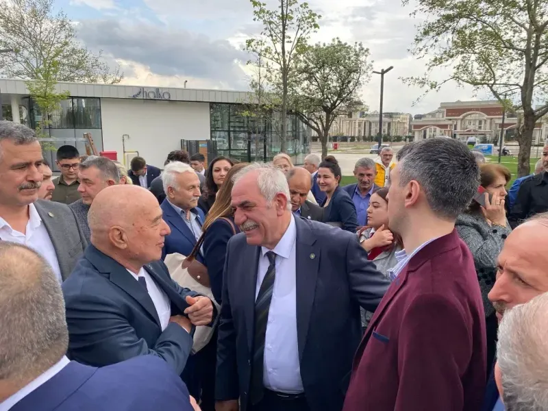 İYİ Parti Kocaeli böyle bayramlaştı