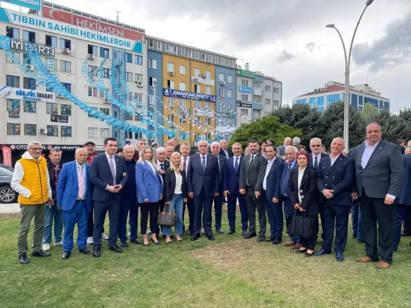 İYİ Parti Kocaeli böyle bayramlaştı